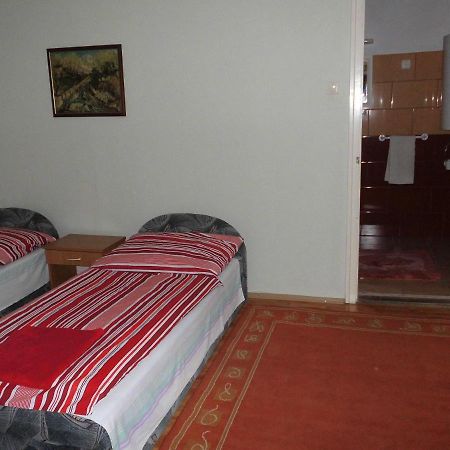 Fenyves Apartman Sárospatak 外观 照片