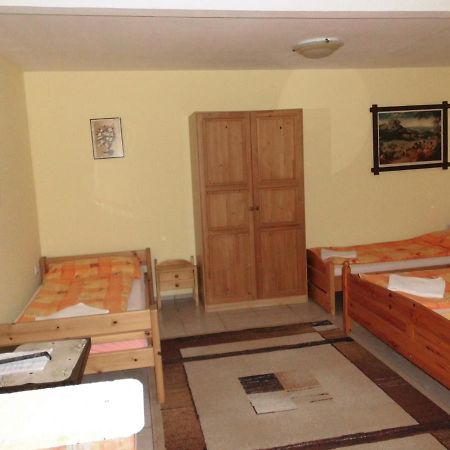 Fenyves Apartman Sárospatak 外观 照片
