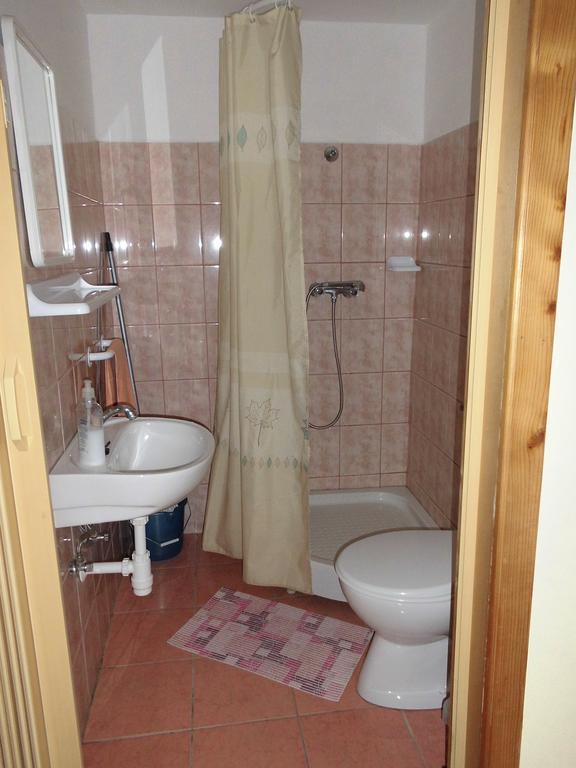 Fenyves Apartman Sárospatak 外观 照片