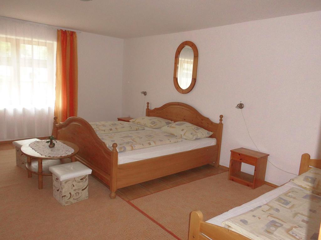 Fenyves Apartman Sárospatak 外观 照片