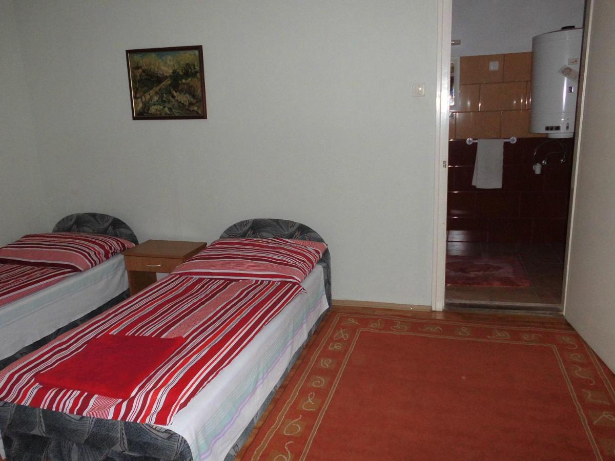 Fenyves Apartman Sárospatak 外观 照片