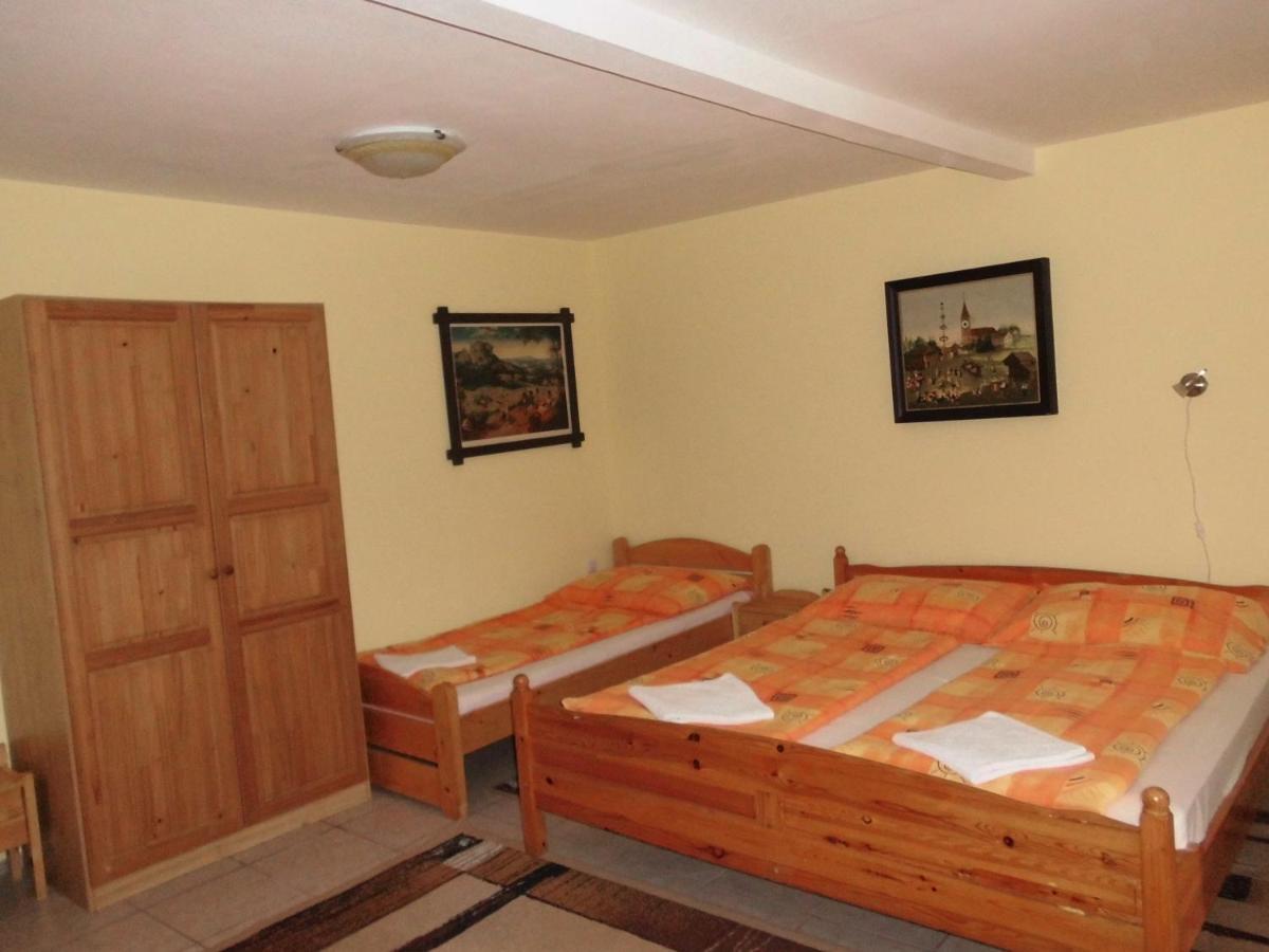 Fenyves Apartman Sárospatak 外观 照片